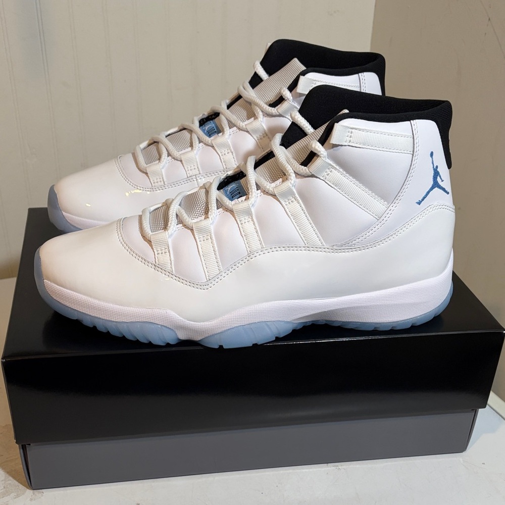 Jordan 11 Retro white/legend blue CT8012-104 - Picture 3 of 10
